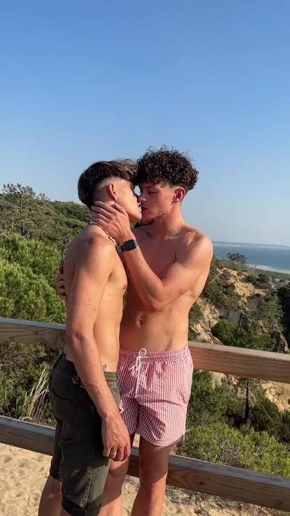 Gay Private Videos Via8x.com